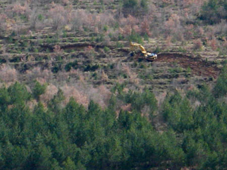 Yesa_grieta_excavadora_20070308_04